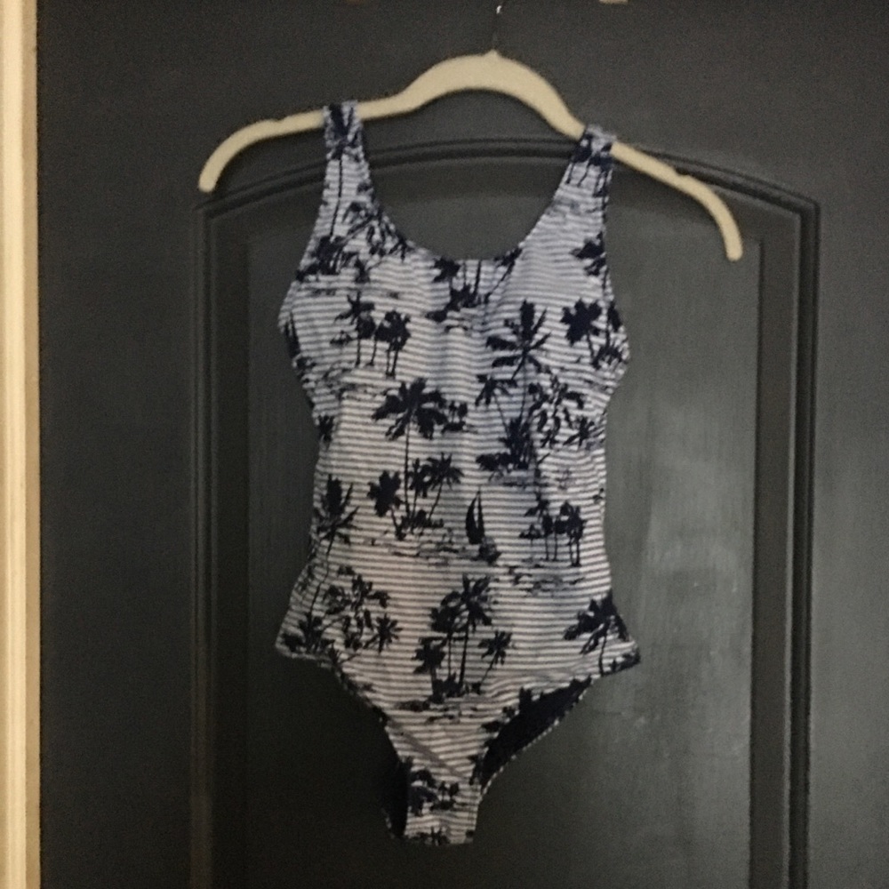 Vineyard Vines Swimsuit sz XXS